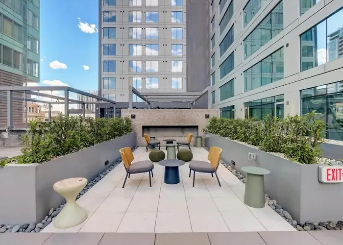 Boulevard Highrise Stu Sky Pool Parking Gym 21 Apartment