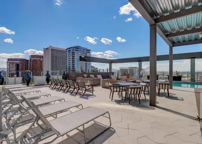 Boulevard Highrise Stu Sky Pool Parking Gym 21 Apartment